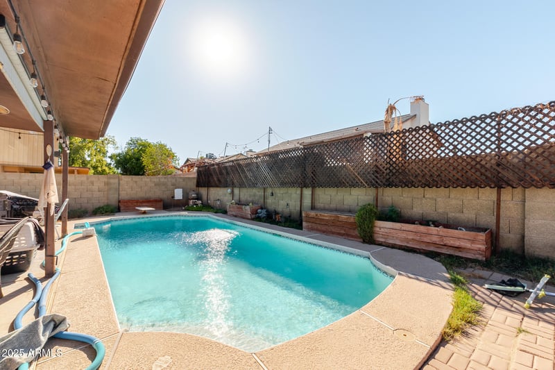 5008 Dallas St, Mesa, AZ 85205