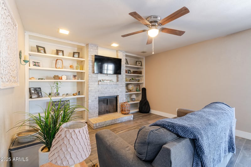 5008 Dallas St, Mesa, AZ 85205