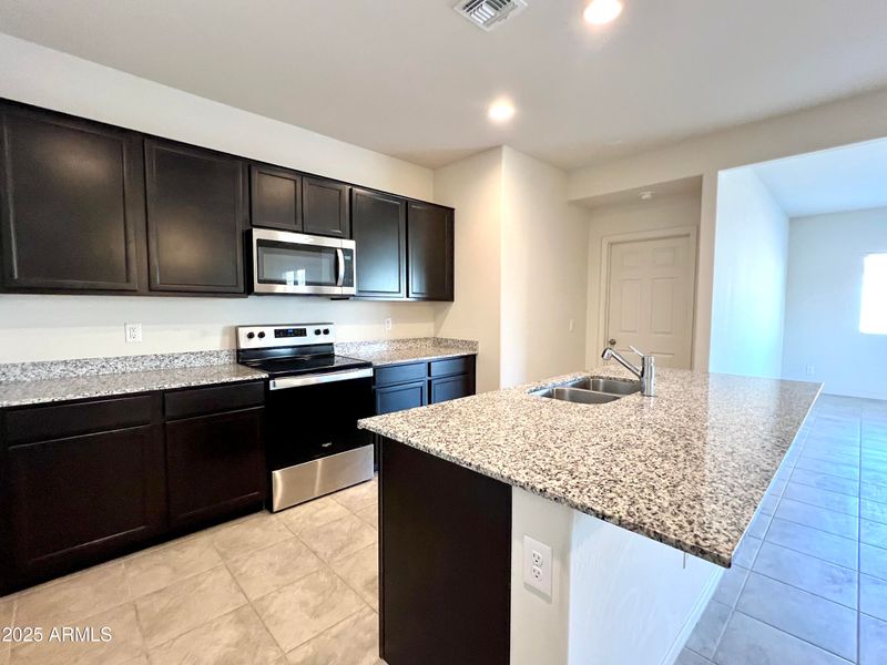 5008 S 112th Ave, Tolleson, AZ 85353