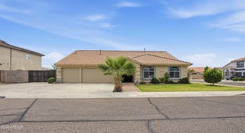 5009 Gwen St, Laveen, AZ 85339