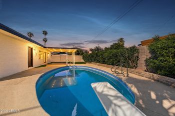 5009 N 62nd Ave, Glendale, AZ 85301