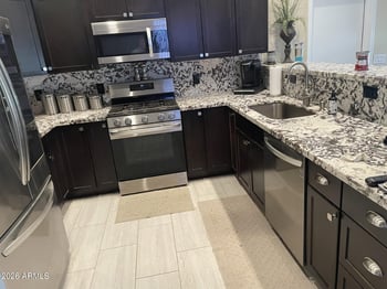 501 Cloud Rd, Phoenix, AZ 85086