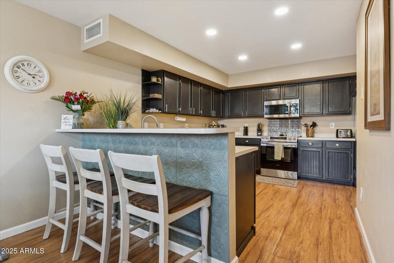 501 Sunrise Dr, Gilbert, AZ 85233