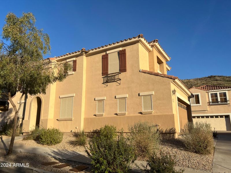501 W Mountain Sage Dr, Phoenix, AZ 85045