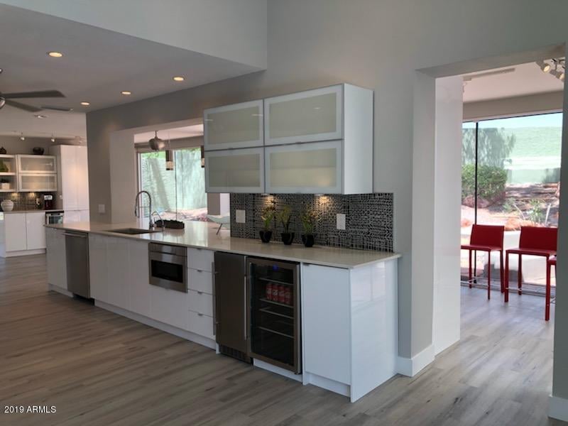 501 W Sweetwater Ave, Phoenix, AZ 85029