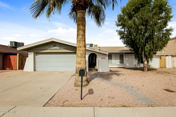 5010 Kaler Dr, Glendale, AZ 85301