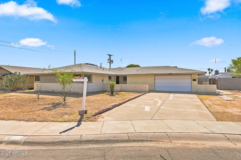 5010 N 60th Dr, Glendale, AZ 85301