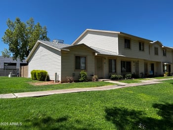 5011 Terrace Rd, Tempe, AZ 85282