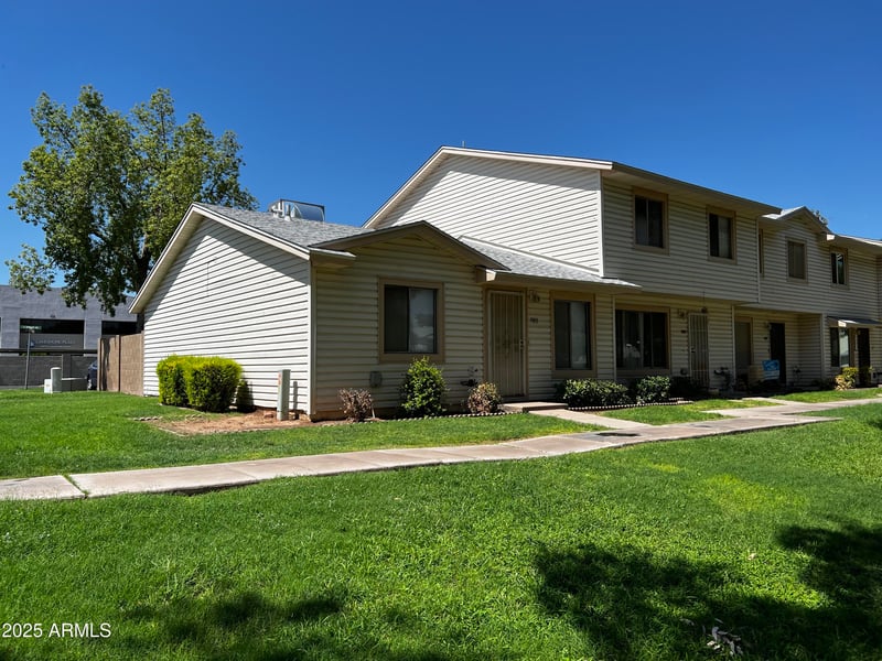 5011 Terrace Rd, Tempe, AZ 85282
