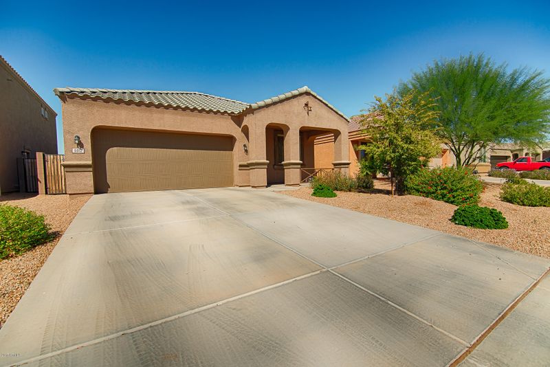 5012 E Sunstone Dr, San Tan Valley, AZ 85143
