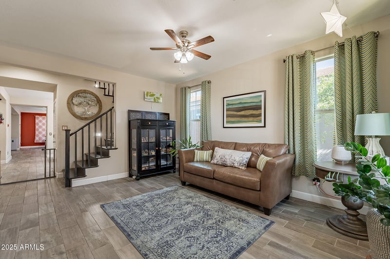 5012 Girard St, Gilbert, AZ 85298