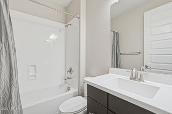 5012 Girard St, Gilbert, AZ 85298