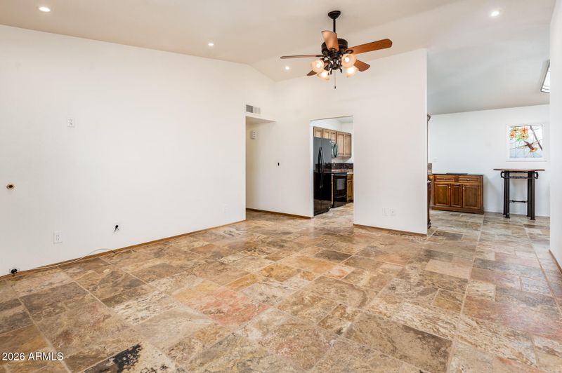 5013 E Shasta St, Phoenix, AZ 85044