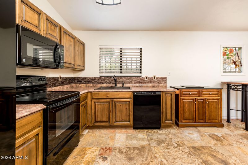 5013 E Shasta St, Phoenix, AZ 85044