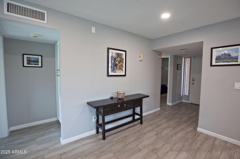 5013 E Shomi St, Phoenix, AZ 85044