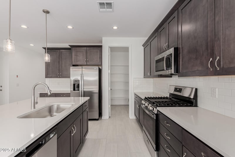 5014 Hardtack Trl, Laveen, AZ 85339