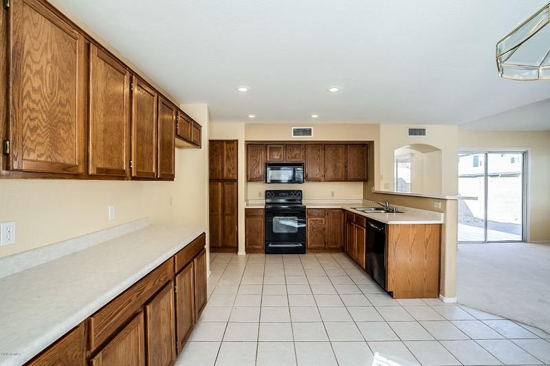 5014 W Topeka Dr, Glendale, AZ 85308