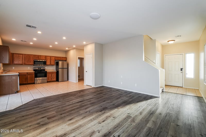 5015 S 6th Way, Phoenix, AZ 85040
