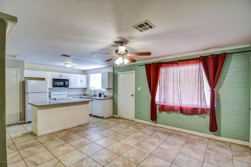 5015 W Crittenden Ln, Phoenix, AZ 85031