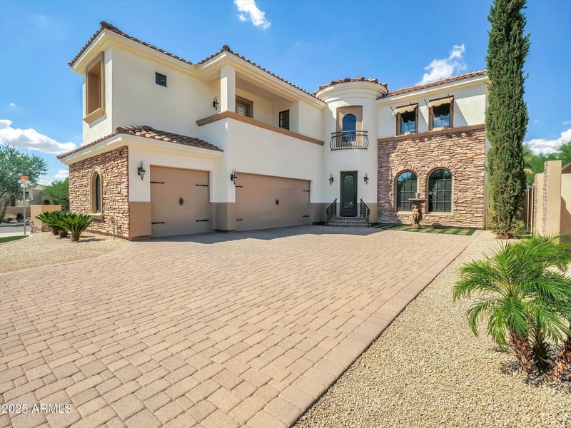 5016 Lucia Dr, Cave Creek, AZ 85331