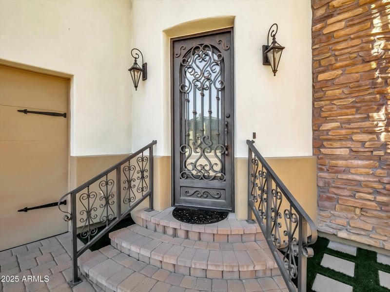 5016 Lucia Dr, Cave Creek, AZ 85331