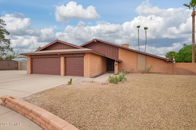 5016 Ruth Ave, Glendale, AZ 85302