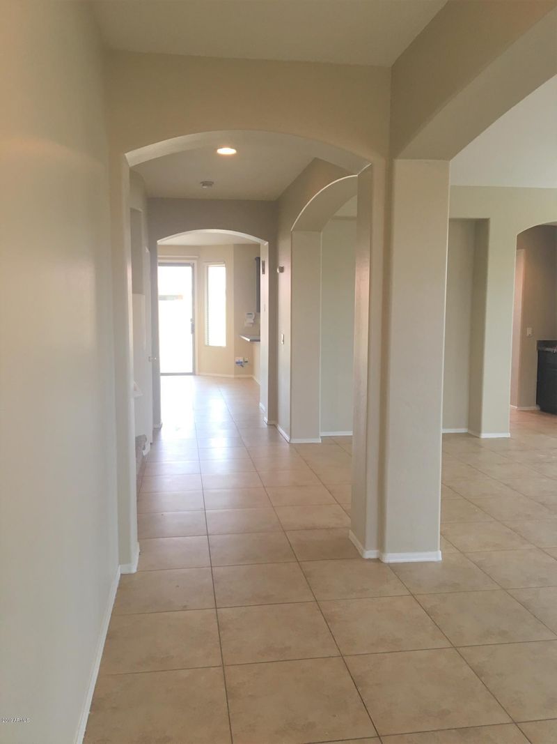 5016 W Magdalena Ln, Laveen, AZ 85339