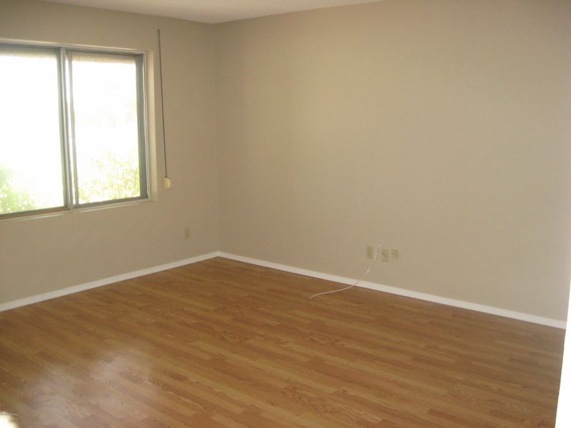 5016 W Purdue Ave, Glendale, AZ 85302