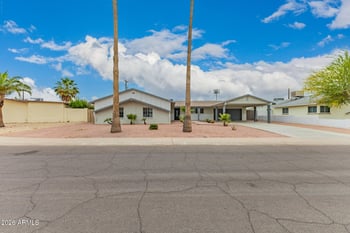 5017 64th Ave, Glendale, AZ 85301