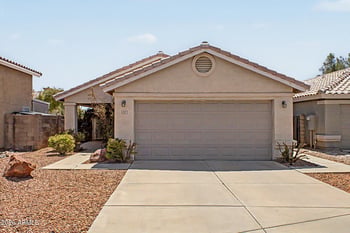 5017 W Wikieup Ln, Glendale, AZ 85308