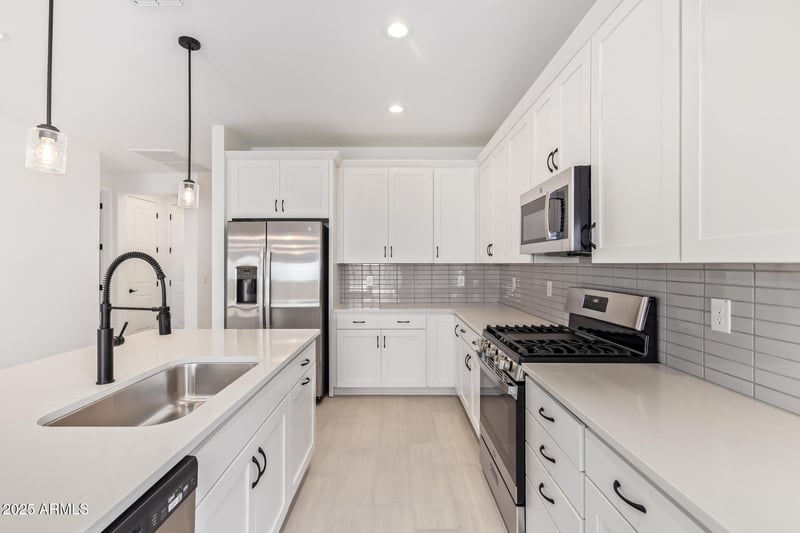 5018 Hardtack Trl, Laveen, AZ 85339