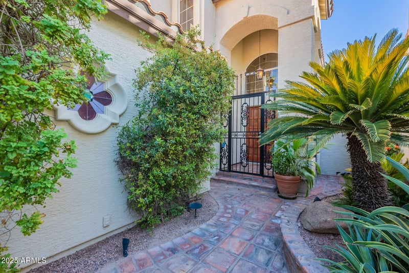 5019 La Mirada Way, Phoenix, AZ 85044