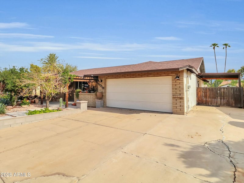5019 W Carol Ave, Glendale, AZ 85302