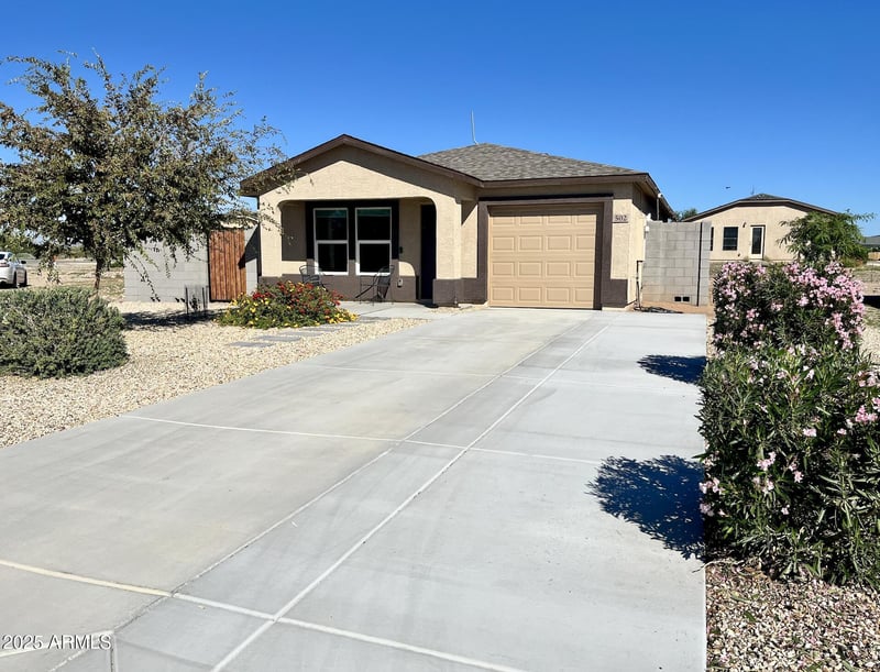 502 Brandeis Dr, Morristown, AZ 85342