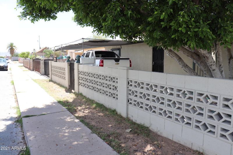502 N 28th Dr, Phoenix, AZ 85009
