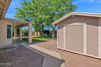 502 Falcon Dr, Gilbert, AZ 85234