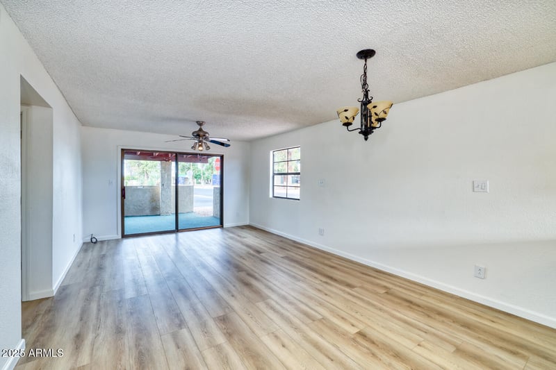502 Saguaro Way, Mesa, AZ 85208