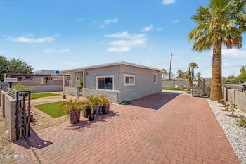 502 Chambers St, Phoenix, AZ 85041