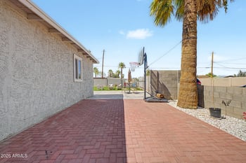 502 Chambers St, Phoenix, AZ 85041