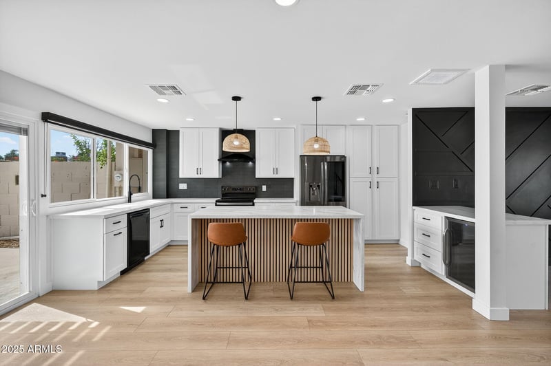 5020 83rd St, Scottsdale, AZ 85250