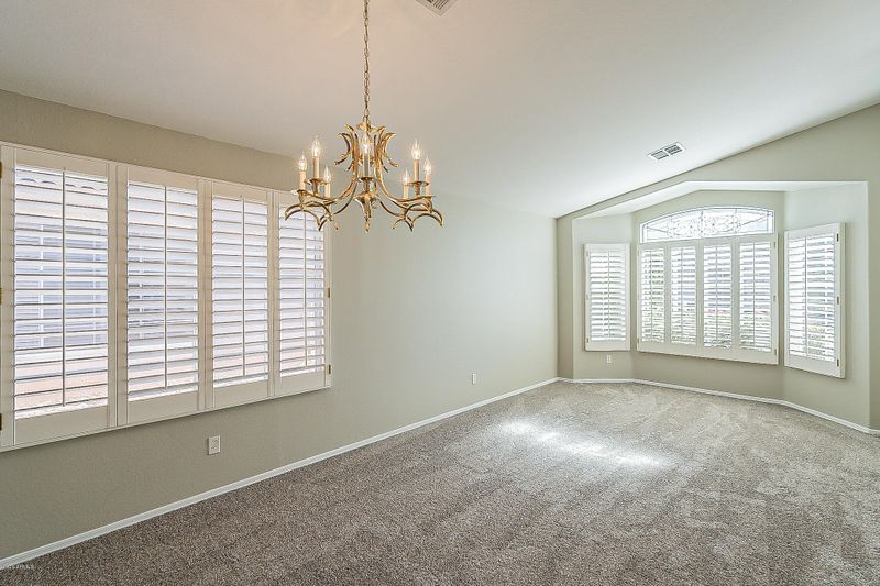5020 E Hilton Ave, Mesa, AZ 85206