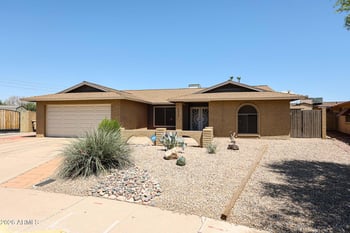 5020 Ironwood Dr, Glendale, AZ 85302