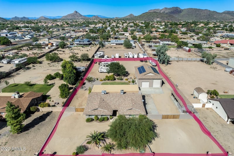 5020 W Saguaro Park Ln, Glendale, AZ 85310