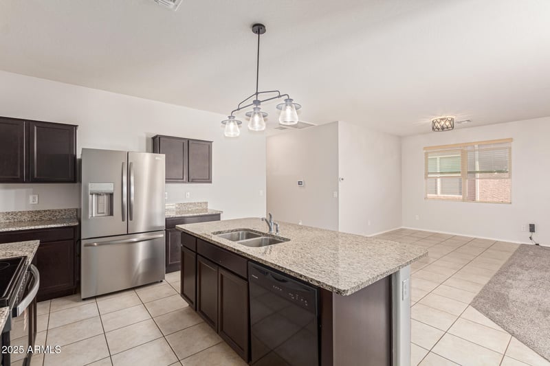 5021 Kyanite Rd, San Tan Valley, AZ 85143