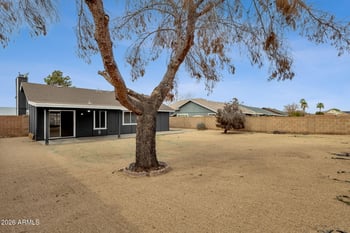 5021 N 86th Ave, Glendale, AZ 85305