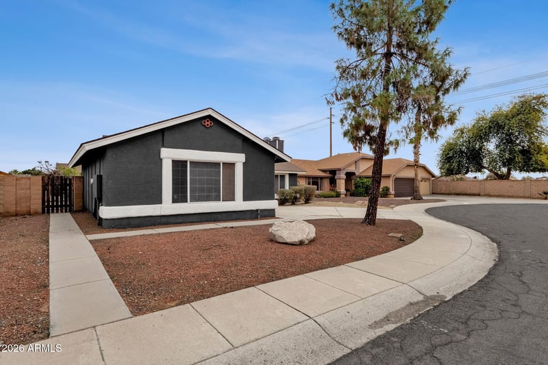 5021 N 86th Ave, Glendale, AZ 85305