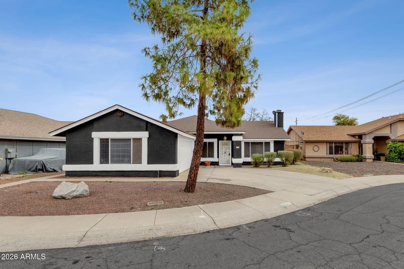 5021 N 86th Ave, Glendale, AZ 85305
