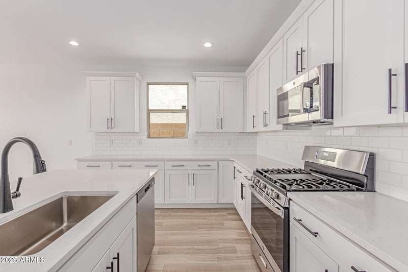 5022 Hardtack Trl, Laveen, AZ 85339