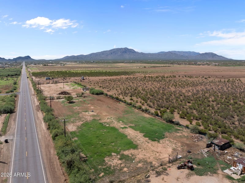 50228 N Eagle Eye Rd #1, Aguila, AZ 85320