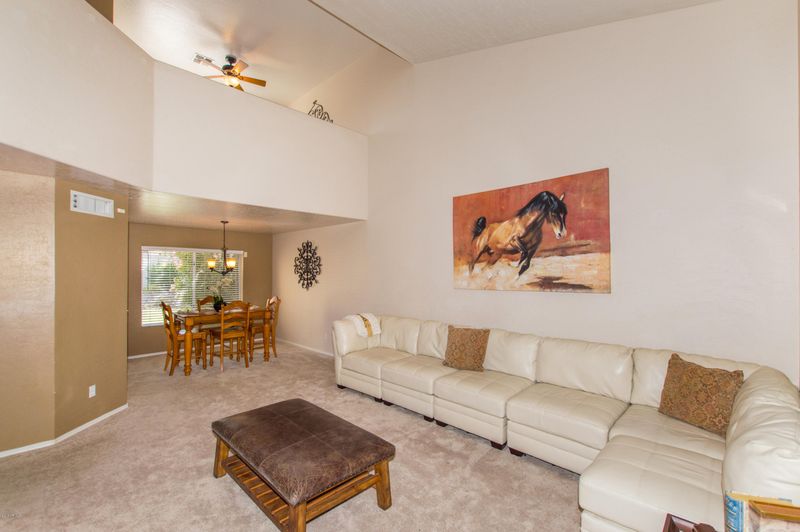 5023 E Vaughn Dr, Phoenix, AZ 85044